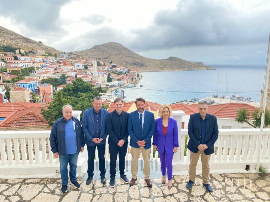eCARDIO app: Η εφαρμογή που λύνει τα χέρια των καρδιολόγων στα νησιά