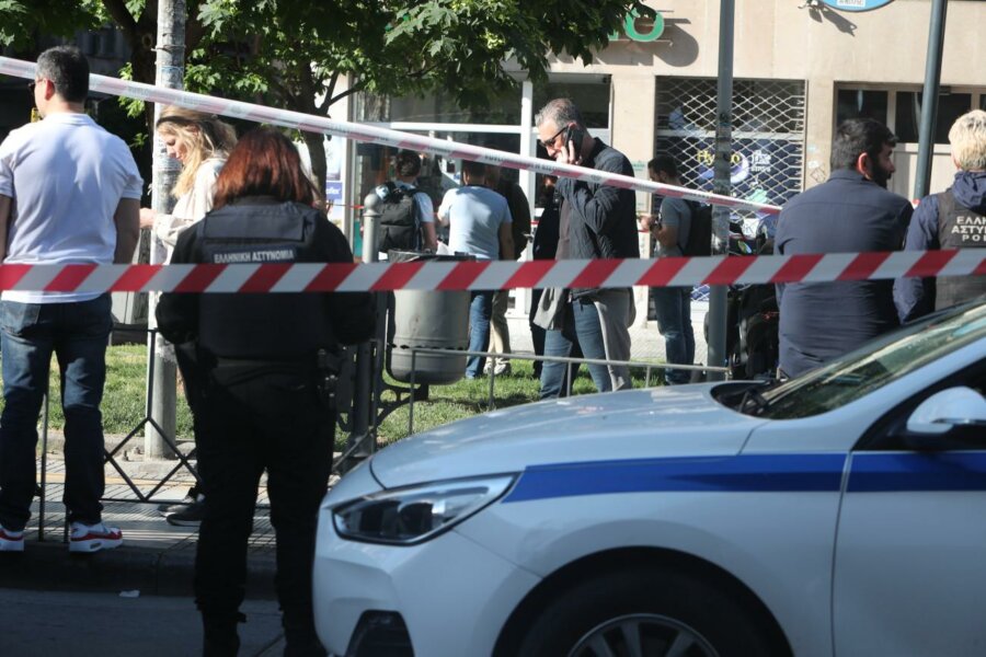 Θεσσαλονίκη: Δύο άτομα αναζητά η ΕΛ.ΑΣ. – Συνεχίζεται η έρευνα για τον «ενοικιαστή» και τον δημιουργό της βόμβας
