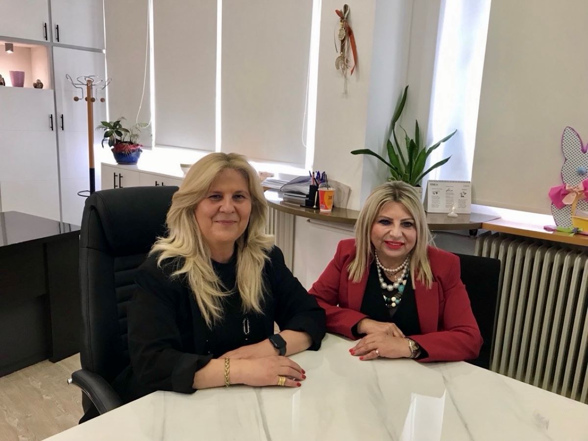 deyterbaumia nosokomeio sxoles mathitias karditsa
