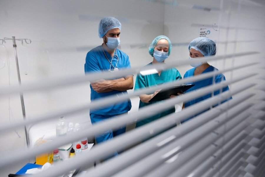Άμεσα η συνυπηρέτηση εργαζομένων στην υγεία – Ποιοι εξαιρούνται