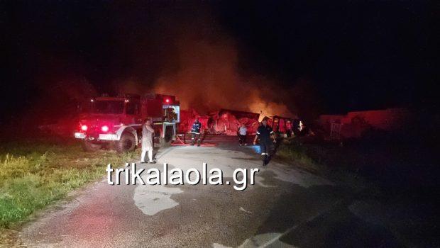 Καταστράφηκε ολοσχερώς από φωτιά επιχείρηση στα Τρίκαλα - Δείτε βίντεο