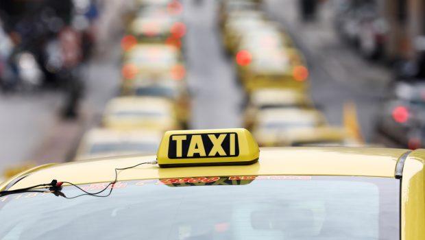 Έρχεται 48ωρη απεργία στα ταξί - «Ο Κυρανάκης μας κορόιδευε, κακή και βρώμικη συμπεριφορά», λέει ο Λυμπερόπουλος