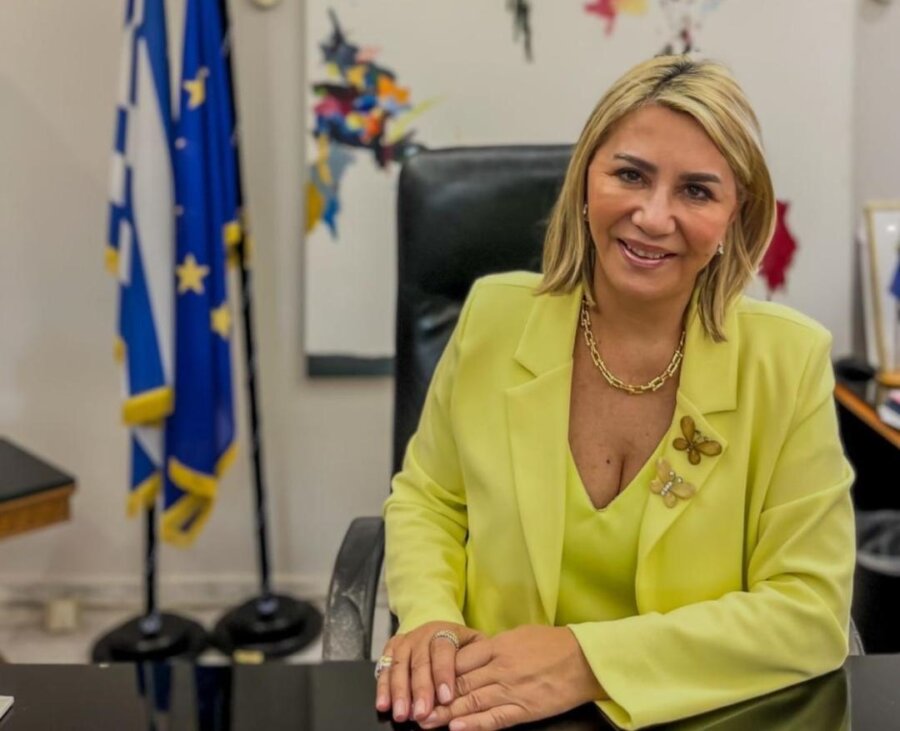 ZETA MAKRI