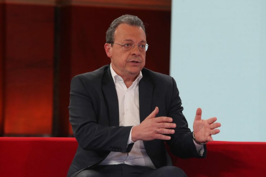 Φάμελλος: Το πρόβλημα είναι η χρηματοδότηση της «Ομάδας Αλήθειας»
