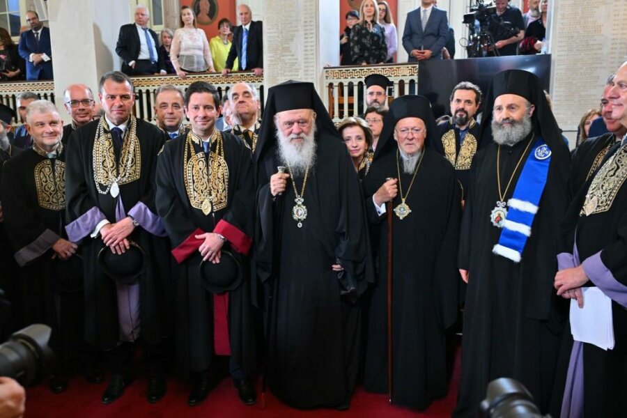 Αναγόρευση Αρχιεπισκόπου Αυστραλίας Μακαρίου ως Επίτιμου Διδάκτορα της Θεολογικής Σχολής του ΕΚΠΑ