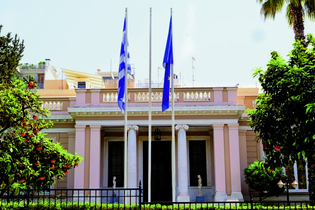 Επιστροφή Μητσοτάκη με «συνταγή Κλίντον»