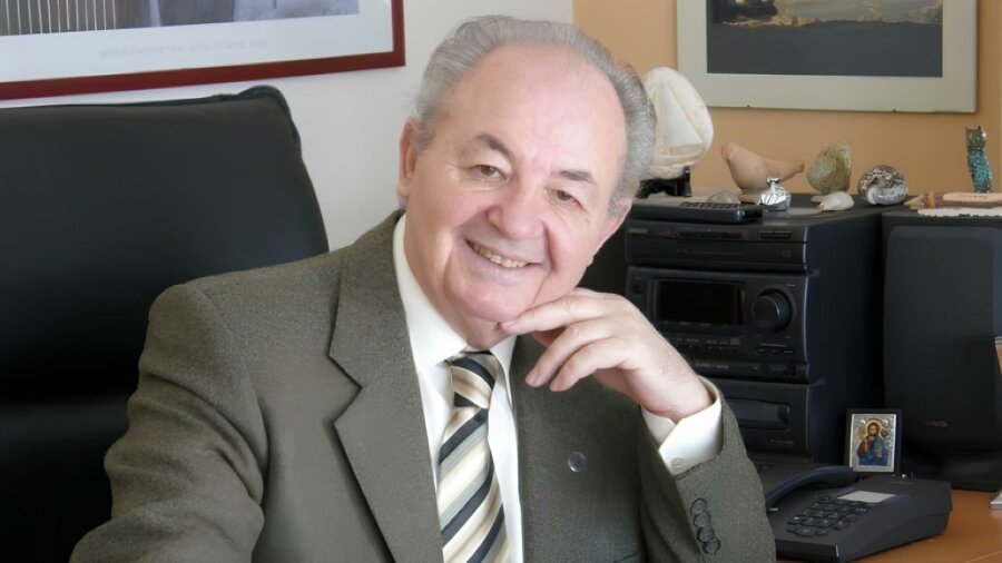 ANAGNOSTOPOULOS
