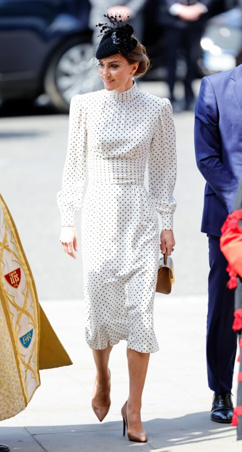 Η Kate Middleton με πουά φόρεμα που αγαπούσε πολύ και η πριγκίπισσα Diana