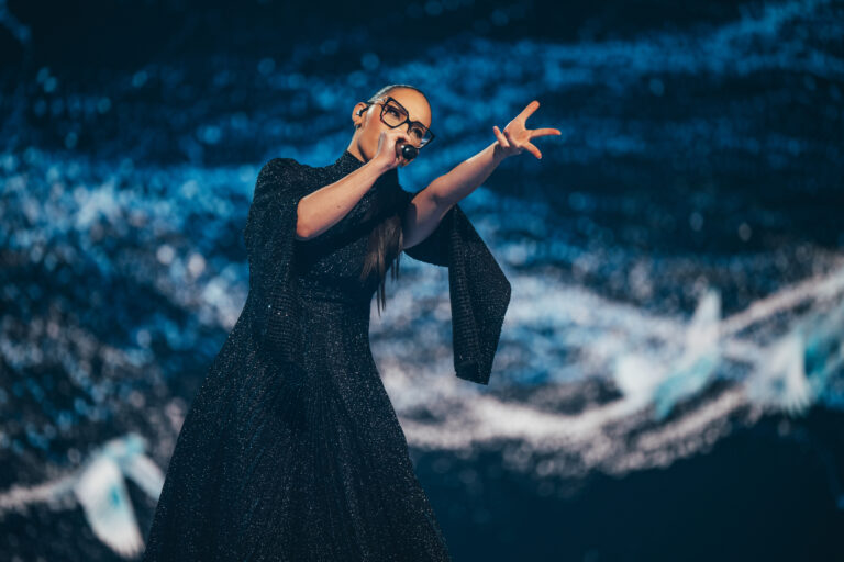 Στη Βασιλεία το ΕΡΤΝews για τη Eurovision – Την Τρίτη ο πρώτος ημιτελικός, την Πέμπτη διαγωνίζεται η «Αστερομάτα»