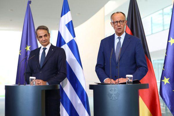 Κοινές δηλώσεις Μητσοτάκη - Μερτς: Οι κοινές προκλήσεις ισχυροποιούν τους δεσμούς μας
