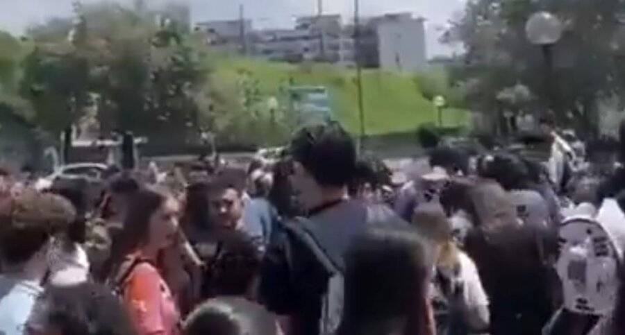 Νάπολη: Σεισμός 4,4 Ρίχτερ – Εκκενώθηκε το πανεπιστήμιο μετά τις απανωτές δονήσεις