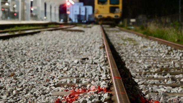 Τέμπη: «Ηθικός εκτροχιασμός» μετά το πόρισμα Καρώνη - Διχασμένοι οι επιστήμονες, «θύελλα» πολιτικών αντιδράσεων