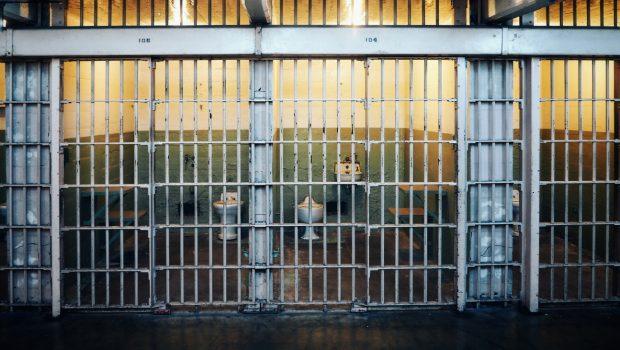 Υπερπληθυσμός και ανασφάλεια: Οι φυλακές της ΕΕ σε κρίση