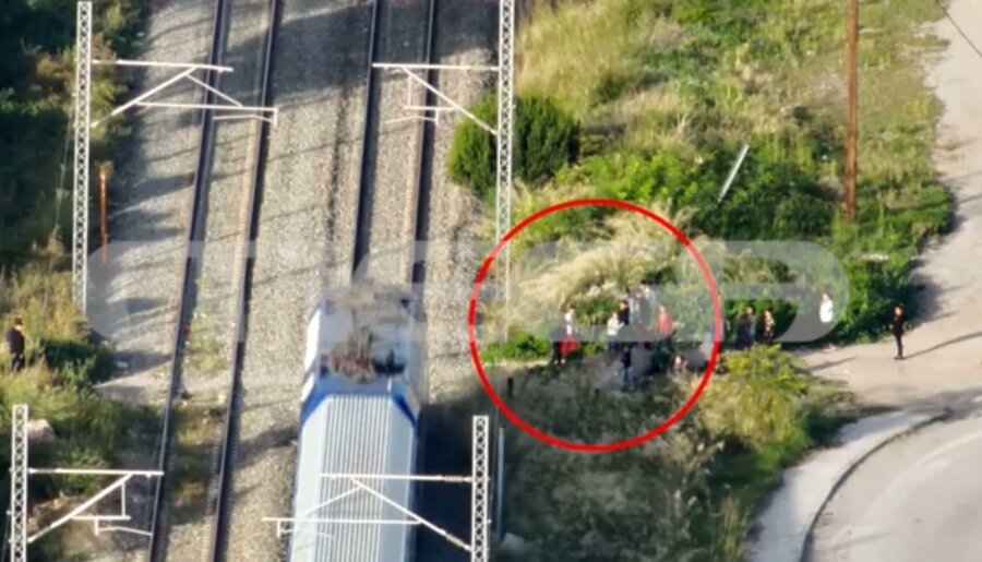 Θήβα: Συμμορίες Ρομά λυμαίνονται τις σιδηροτροχιές του δικτύου των τρένων - Βίντεο ντοκουμέντο