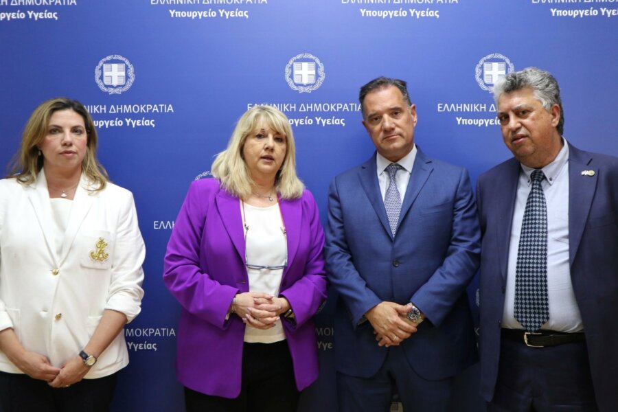 Γεωργιάδης: Δεσμεύτηκε στους γιατρούς ΕΟΠΥΥ για διορθώσεις στην ηλεκτρονική πλατφόρμα ραντεβού