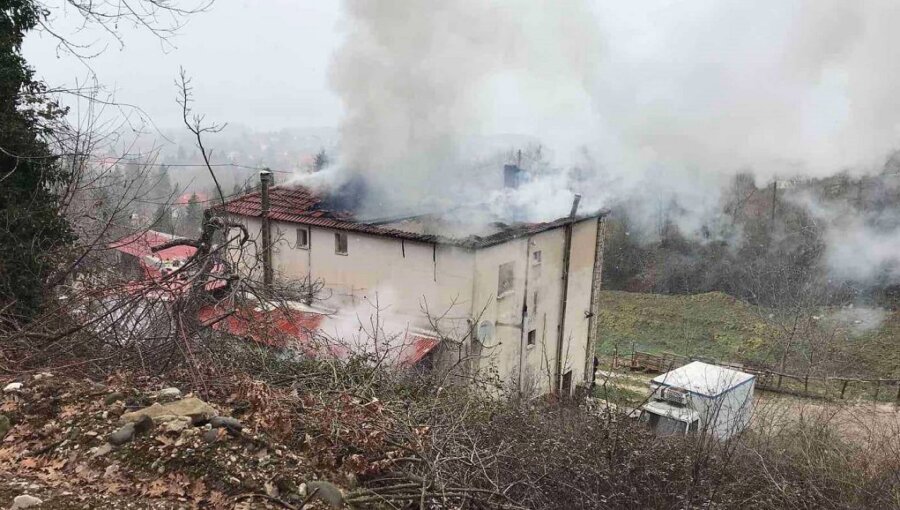 karditsa pyrkagia ksenonas 1