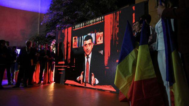 Ρουμανία: Οι Βρυξέλλες ανησυχούν για ενδεχόμενη εκλογή του ακροδεξιού «ευρωφοβικού» Σίμιον