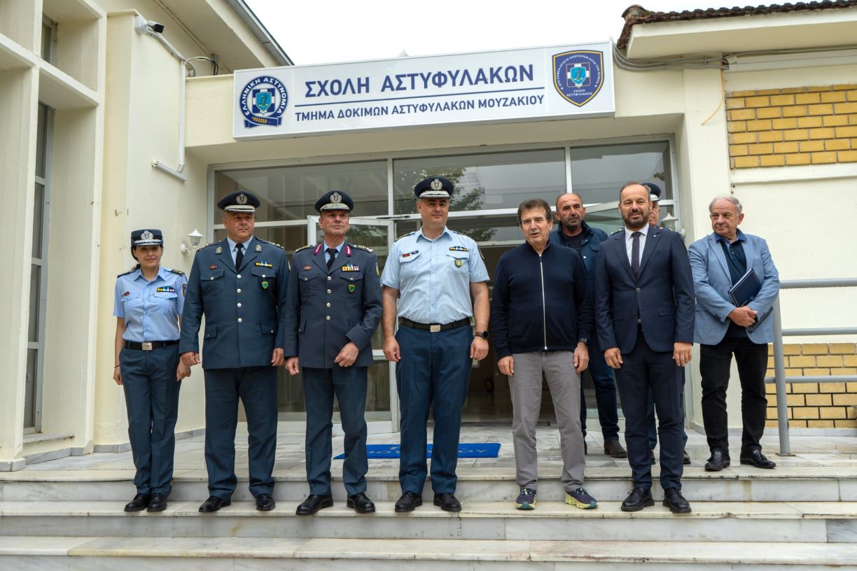 ΜΟΥΖΑΚΙ ΧΡΥΣΟΧΟΙΔΗΣ