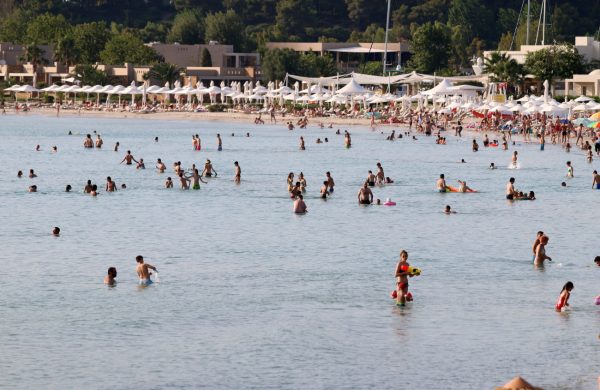 Παπασταύρου: Συγκριτικά πλεονεκτήματα η μοναδικότητα των θαλασσών μας και ο φυσικός πλούτος