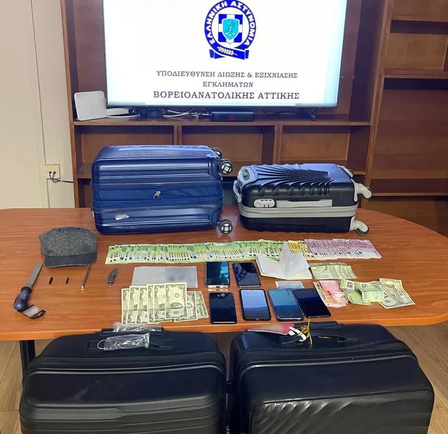 Συνελήφθη σπείρα που πήρε 30.000 ευρώ από Ι.Χ. με τη μέθοδο του σκασμένου λάστιχου (βίντεο)