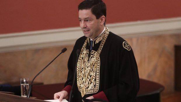 Νομική: Ανακοίνωση του πρύτανη με αιχμές - «Το πανεπιστήμιο κινήθηκε αποτελεσματικά μακριά από μικροπολιτικές σκοπιμότητες»