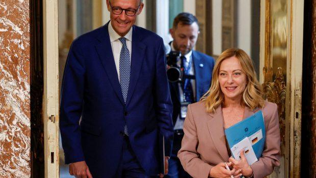 Μερτς σε ρόλο... διαιτητή στην κόντρα Μελόνι - Μακρόν για την Ουκρανία
