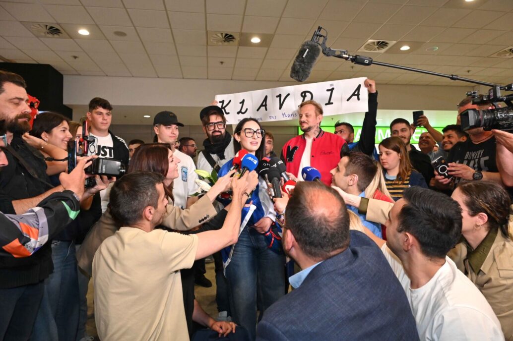 Η Klavdia και η ελληνική αποστολή επέστρεψαν στην Αθήνα – Στο πλευρό της ο OGE