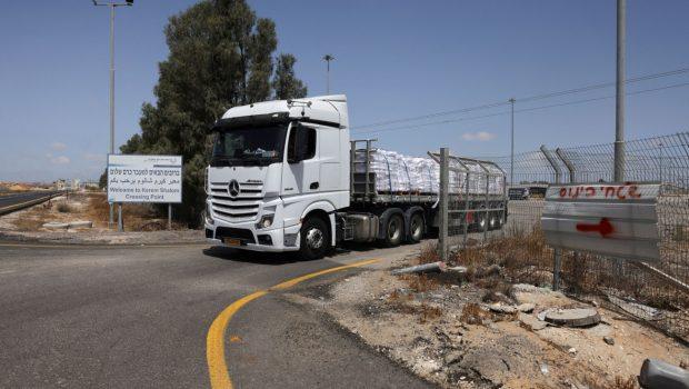 Γάζα: Μόλις 5 φορτηγά με ανθρωπιστική βοήθεια εισήλθαν στον πολιορκημένο θύλακα μετά από 79 ημέρες