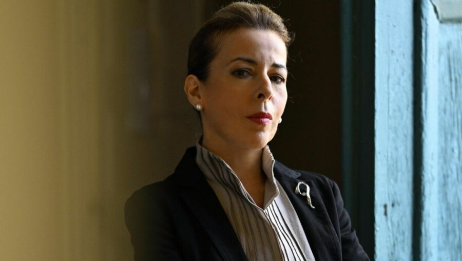 «Άγιος Έρωτας» - Τρίτη: Η Ολυμπία επιβεβαιώνει τις υποψίες της για τη σχέση του πατρός Νικολάου και της Χλόης