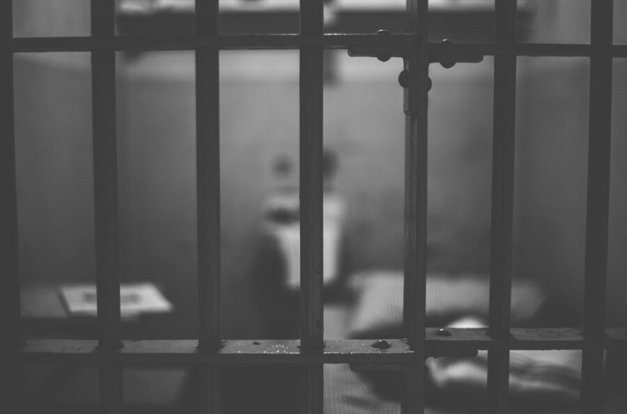 Αγγλία: Κρατούμενες που γέννησαν με χειροπέδες μήνυσαν το Υπουργείο Δικαιοσύνης