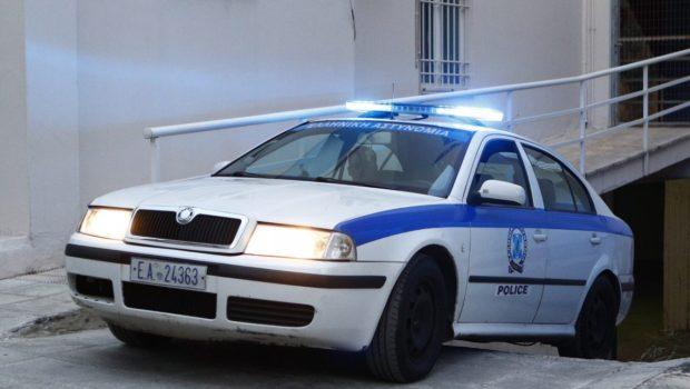 Λάρισα: Παραδόθηκε ο σύντροφος της 32χρονης μητέρας για την κακοποίηση των παιδιών