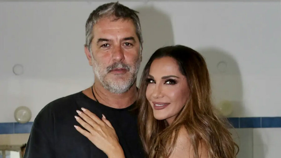 Δέσποινα Βανδή: «Είμαι ευτυχισμένη κοντά του» - Η σπάνια αναφορά της τραγουδίστριας στον σύντροφό της, Βασίλη Μπισμπίκη