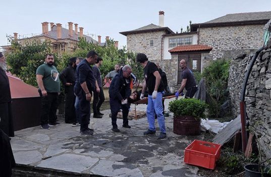 Αγιο Ορος: Αγριος ξυλοδαρμός μοναχού της Μονής Εσφιγμένου