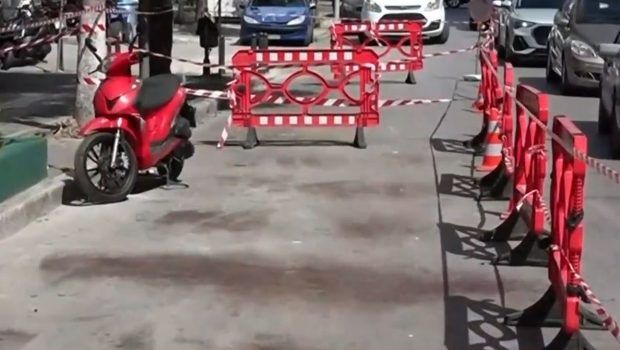 Πάτρα: Συγκλονίζει η σύζυγος του 59χρονου - «Ήμουν μισό βήμα μπροστά του όταν έπεσε το μάρμαρο στο κεφάλι του»