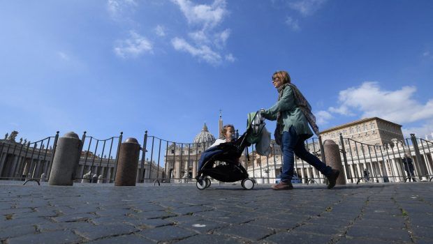 Ιταλία: Περισσότεροι 80άρηδες από παιδιά