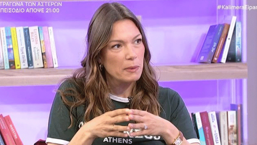 Βίκυ Καγιά: «Με την απώλεια του πατέρα μου είναι σαν να "ξεριζώθηκε" η παιδική μου ηλικία»