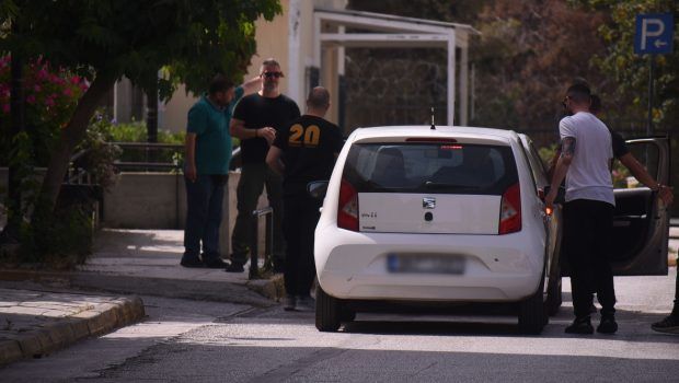Ραφήνα: «Το όπλο ήταν του θύματος», λέει ο δικηγόρος του κατηγορούμενου για τη δολοφονία του 41χρονου