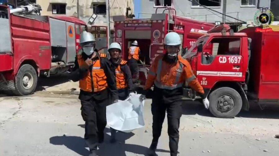 Ανείπωτη θλίψη στη Γάζα: Ισραηλινό αεροπορικό πλήγμα εξολόθρευσε εννέα από τα δέκα παιδιά μιας οικογένειας