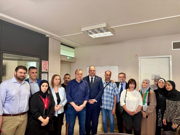 Επισκέφθηκε δομή φιλοξενίας ανήλικων Παλαιστινίων ο Φάμελλος - «Στέλνουμε μήνυμα ανθρωπιάς»