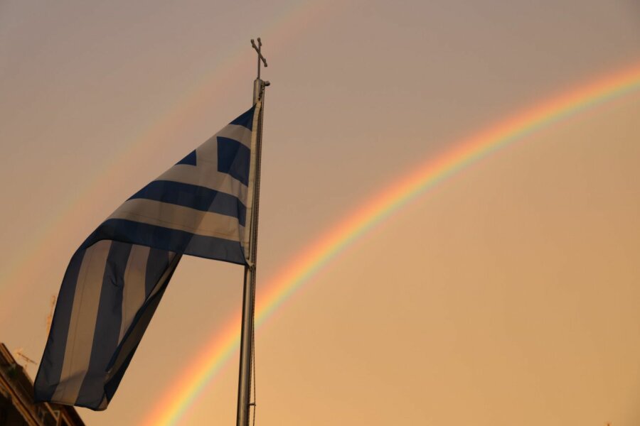 Εντυπωσιακό διπλό ουράνιο τόξο... αγκάλιασε τη Θεσσαλονίκη (φωτογραφίες)