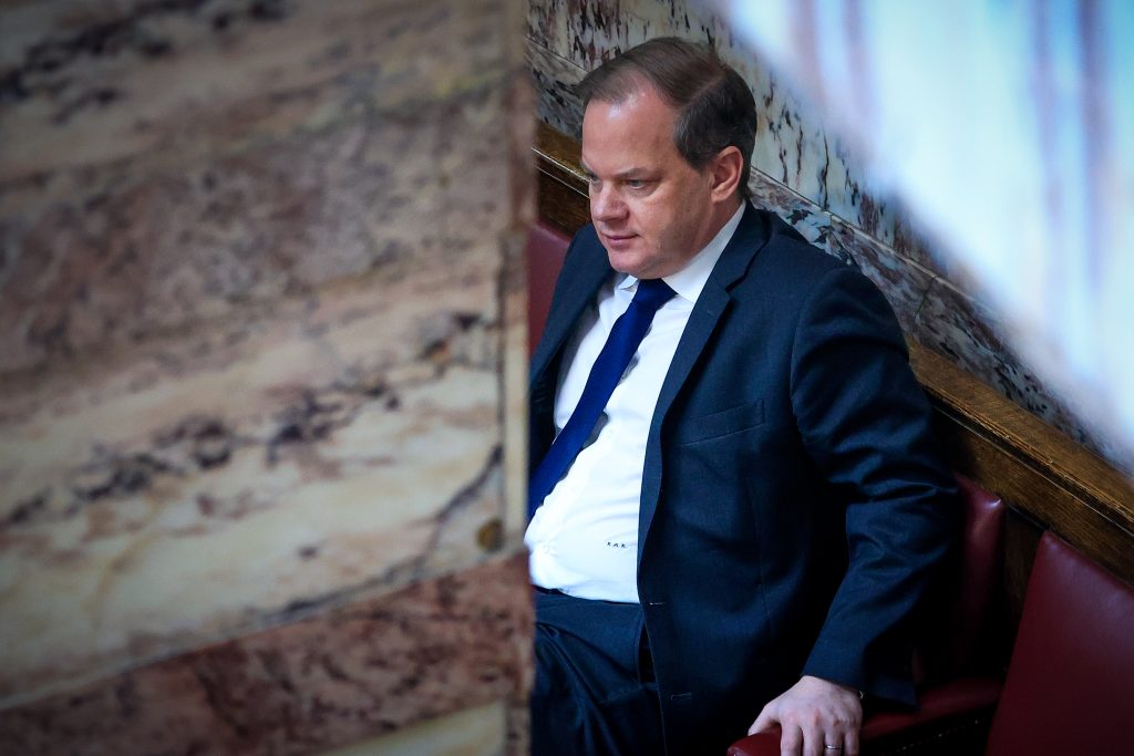 Κατατέθηκε η πρόταση: Για πλημμεληματικές πράξεις του Καραμανλή ζητεί η ΝΔ τη συγκρότηση προανακριτικής
