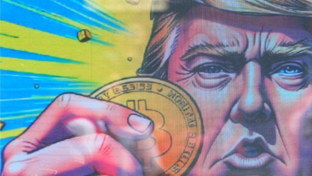 Το Bitcoin στο ζενίθ του: Πώς η κυβέρνηση Τραμπ επηρεάζει τα κρυπτονομίσματα