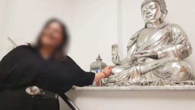 Ελεύθερη με περιοριστικούς όρους η δημοσιογράφος για τις απάτες με τα ταξίδια