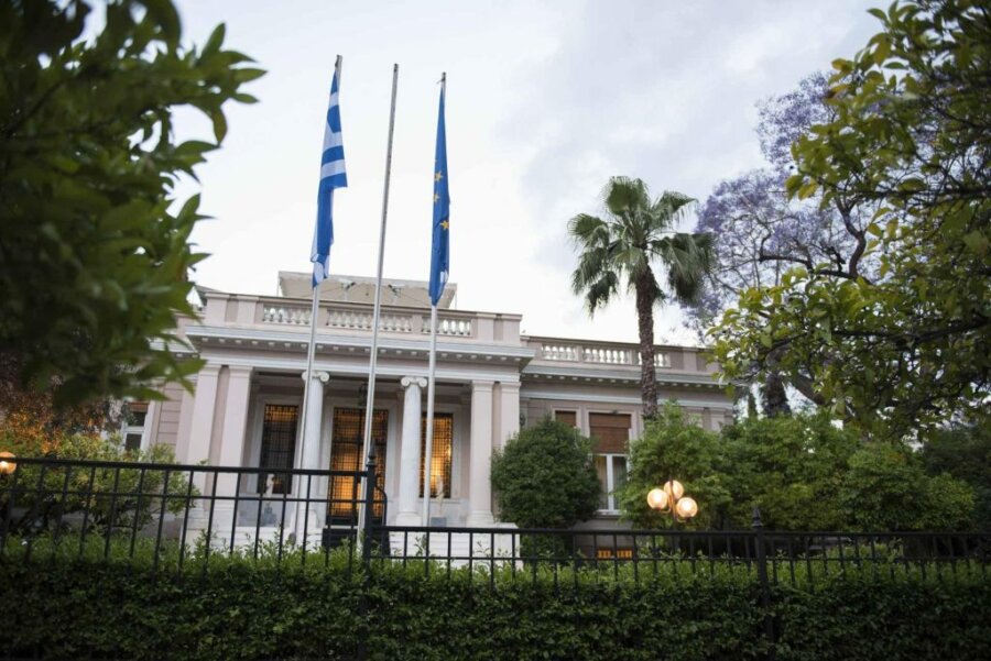 Νέα σταυροφορία κατά του «λαϊκισμού» – Η συνταγή «αντεπίθεσης»