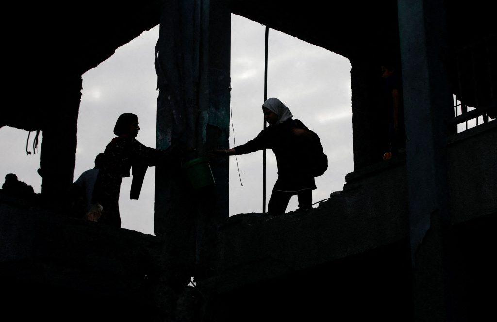 Γάζα: Πώς είναι να είσαι στην τάξη αποφοίτησης του 2025