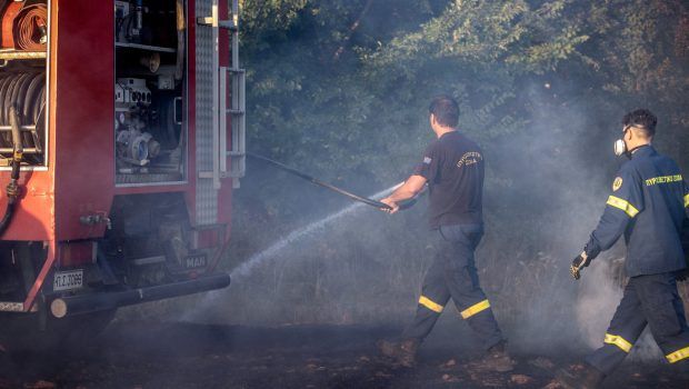 Φωτιά τώρα στον Ασπρόπυργο, πλησίον της Αττικής Οδού