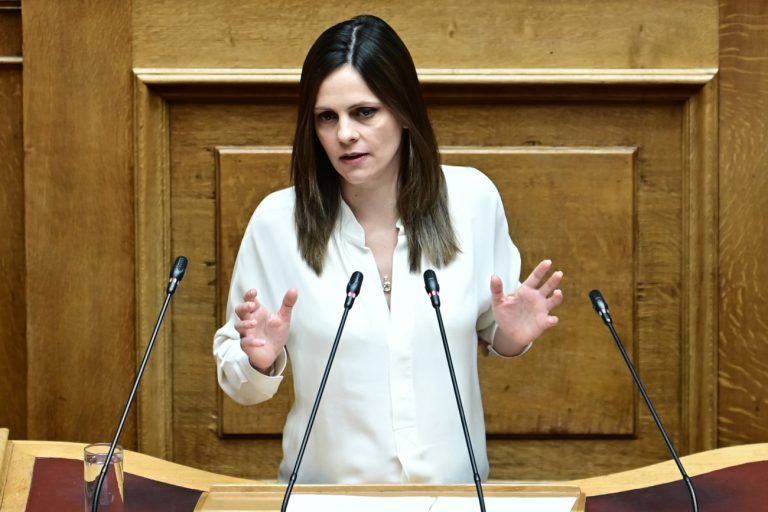 αυτή τη στιγμή αν η Βουλή απορρίψει αίτημα για τη σύσταση προανακριτικής για τον πρωθυπουργό, ο κ. Μητσοτάκης αθωώνεται πλήρως και ουδέποτε θα μπορέσει να κριθεί από τη δικαιοσύνη ή από άλλη Βουλή για το ζήτημα των Τεμπών.