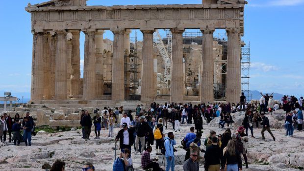 Τα μικρά και μεγάλα «πορτοφόλια» του τουρισμού