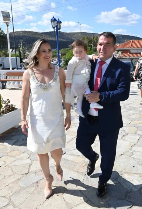Πύρρος Δήμας - Αφροδίτη Σκαφίδα: Βάφτισαν την κόρη τους - Το όνομα της νεοφώτιστης