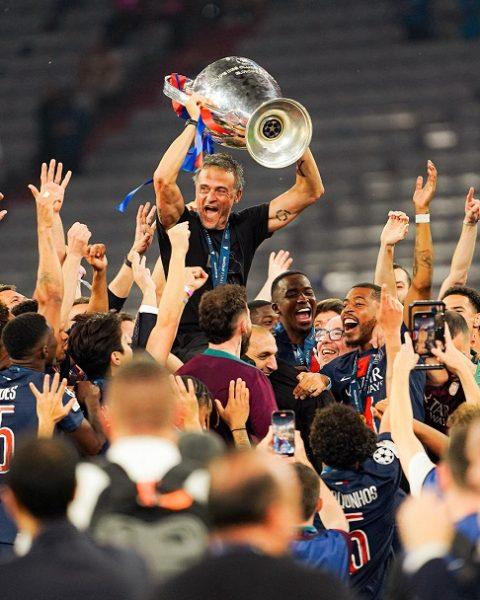 Champions League: Ο προπονητής που πήρε μια «καταραμένη» δουλειά και έγινε πρωταθλητής Ευρώπης